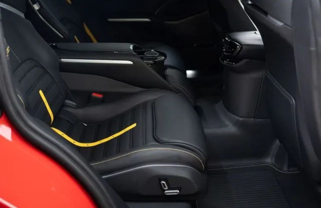 Ferrari Purosangue 6.5 v12id-3650