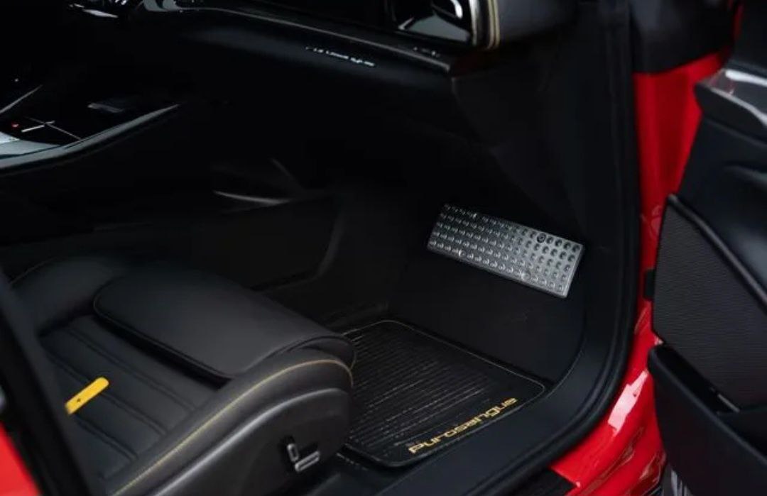 Ferrari Purosangue 6.5 v12id-3650