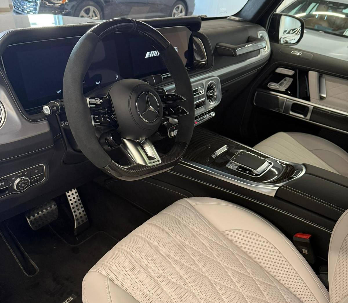 Mercedes-Benz G-Class 63 AMGid-4165