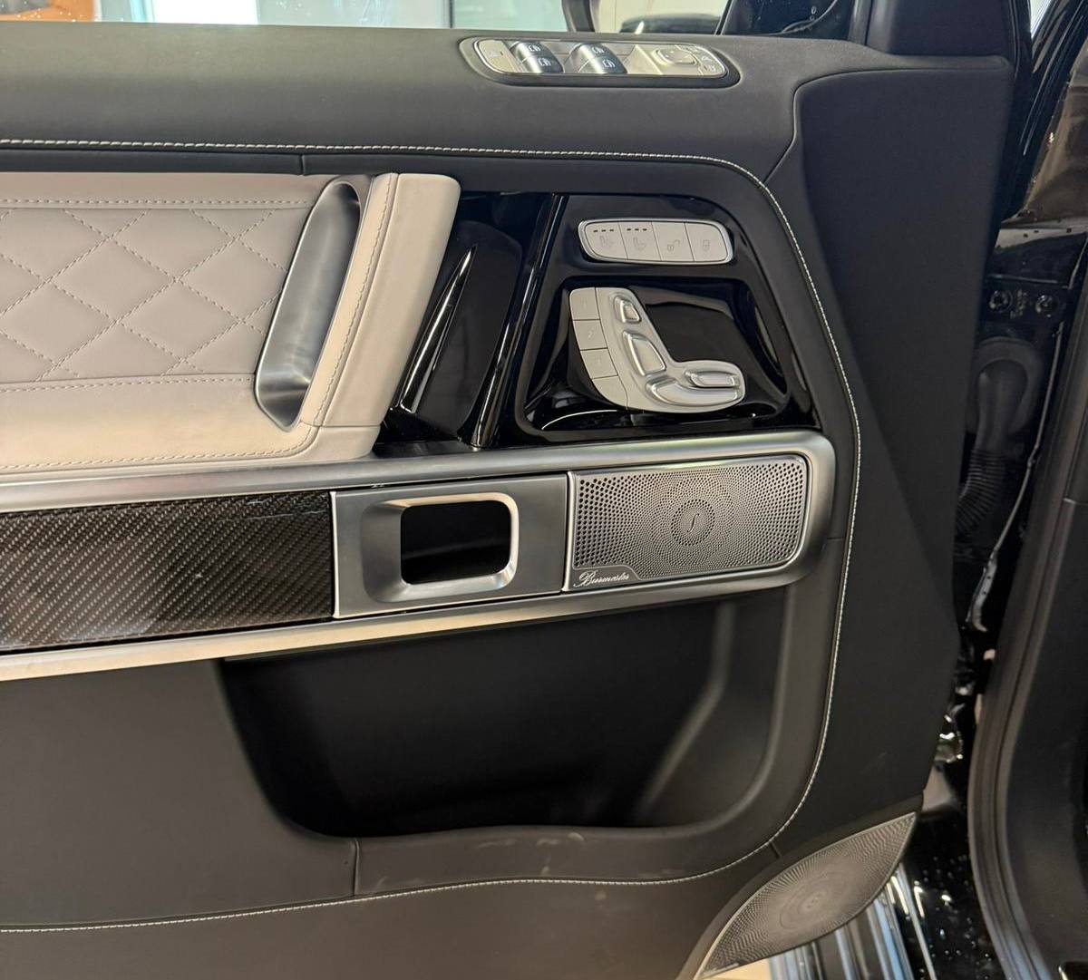 Mercedes-Benz G-Class 63 AMGid-4165