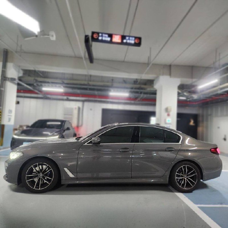 BMW 5 series 20iid-4546