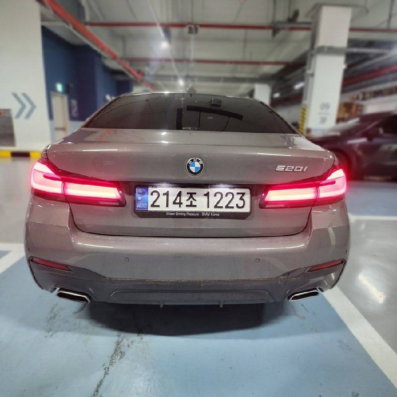 BMW 5 series 20iid-4546