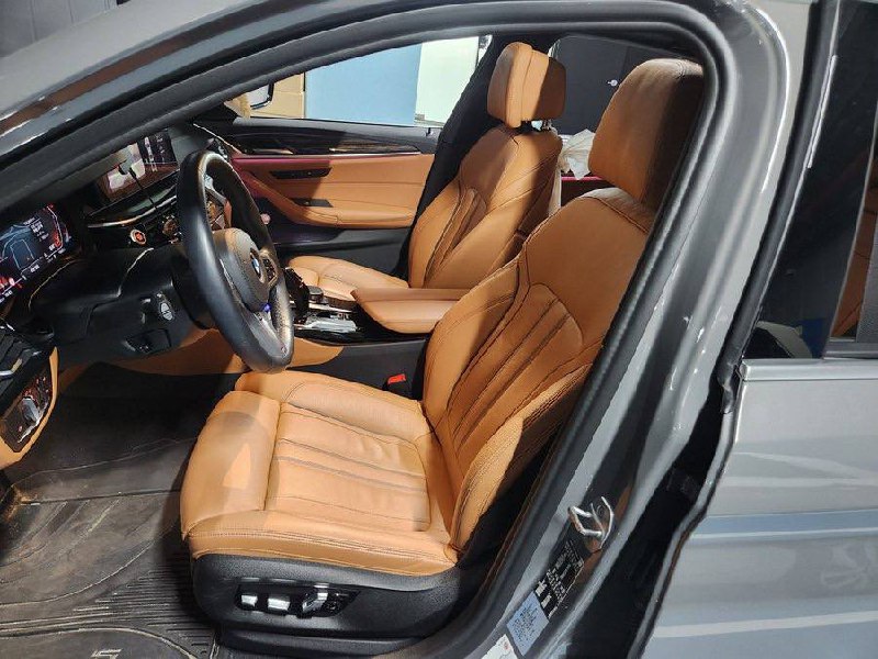 BMW 5 series 20iid-4546