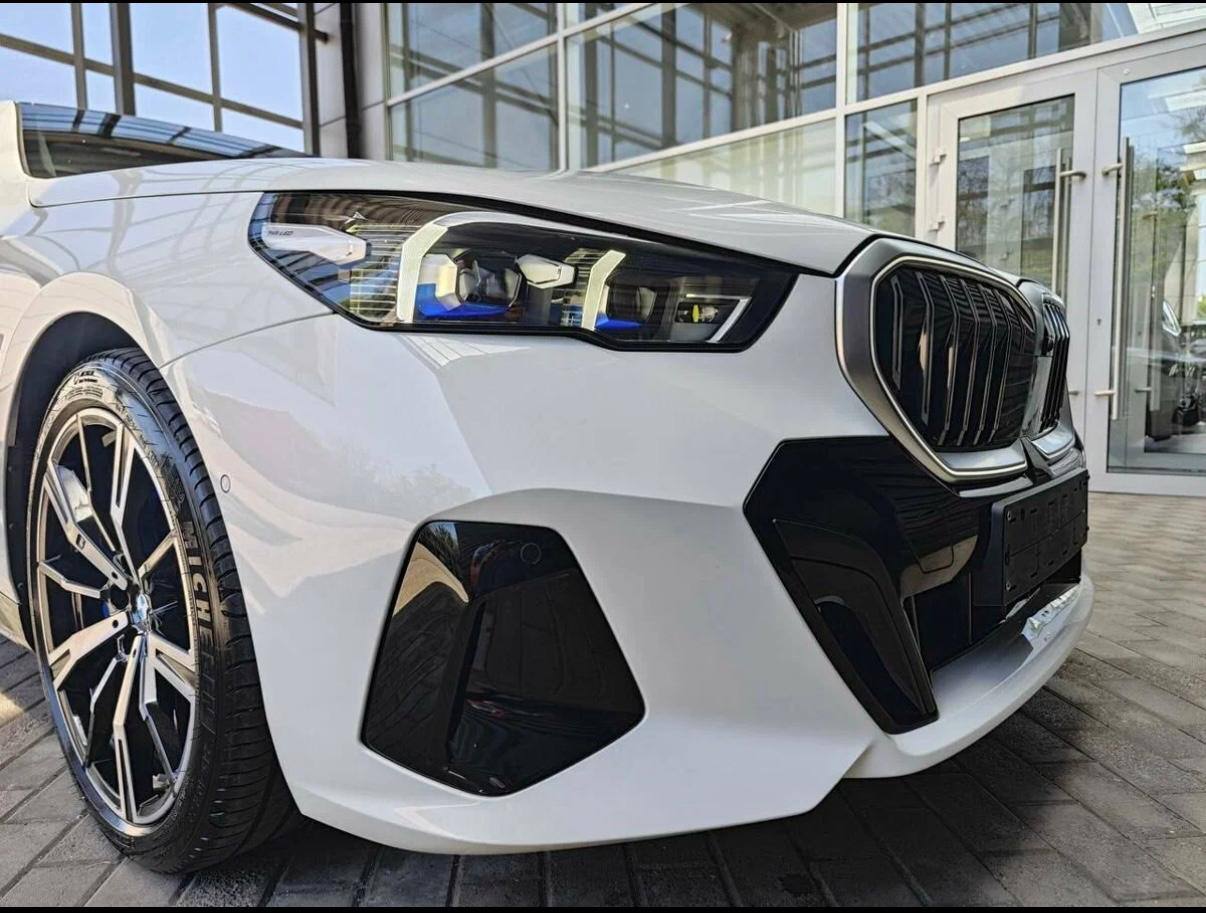 BMW 5 series 530iid-4547