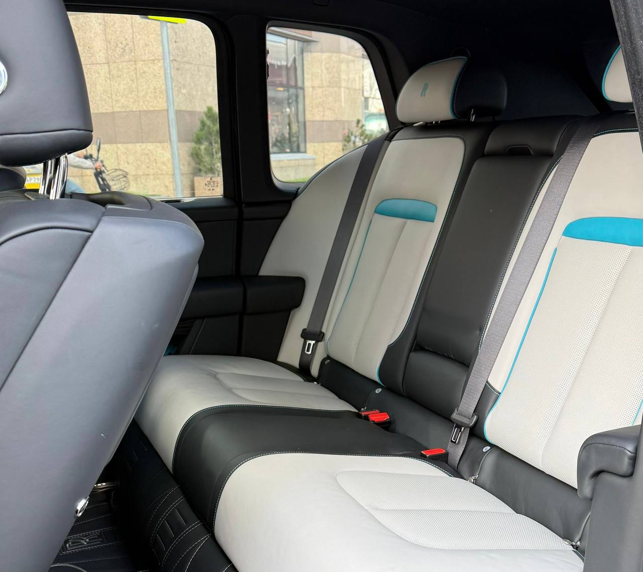 Rolls-Royce Cullinan id-5098