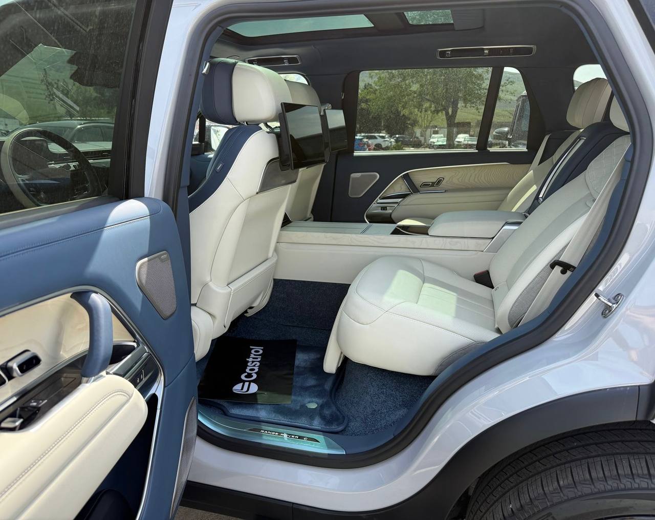 Land Rover Range Rover P615 SV Longid-3435