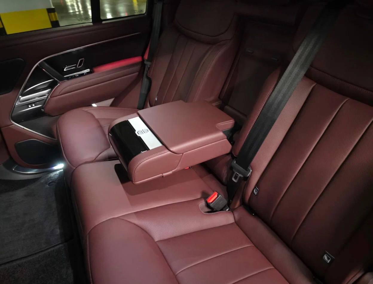 Land Rover Range Rover P400 HSEid-3665