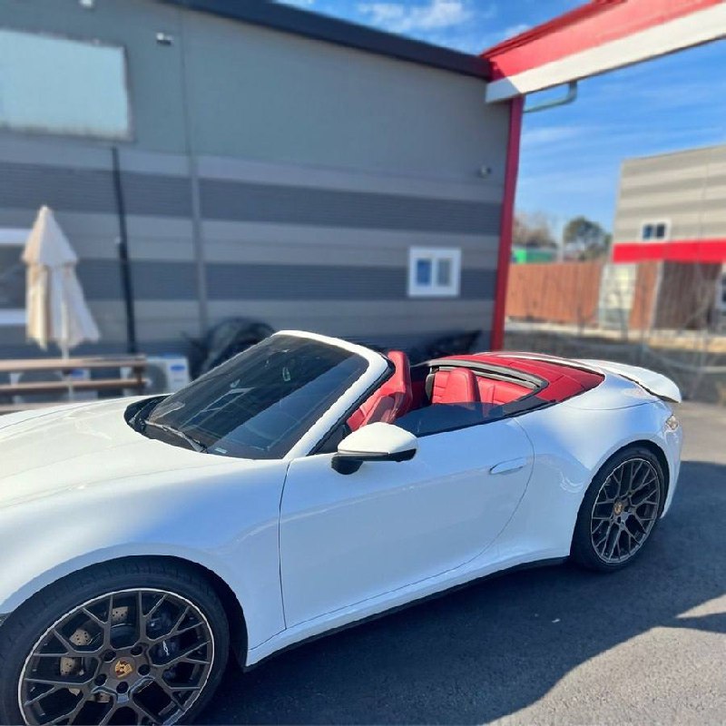 Porsche 911 Carrera 4id-3666