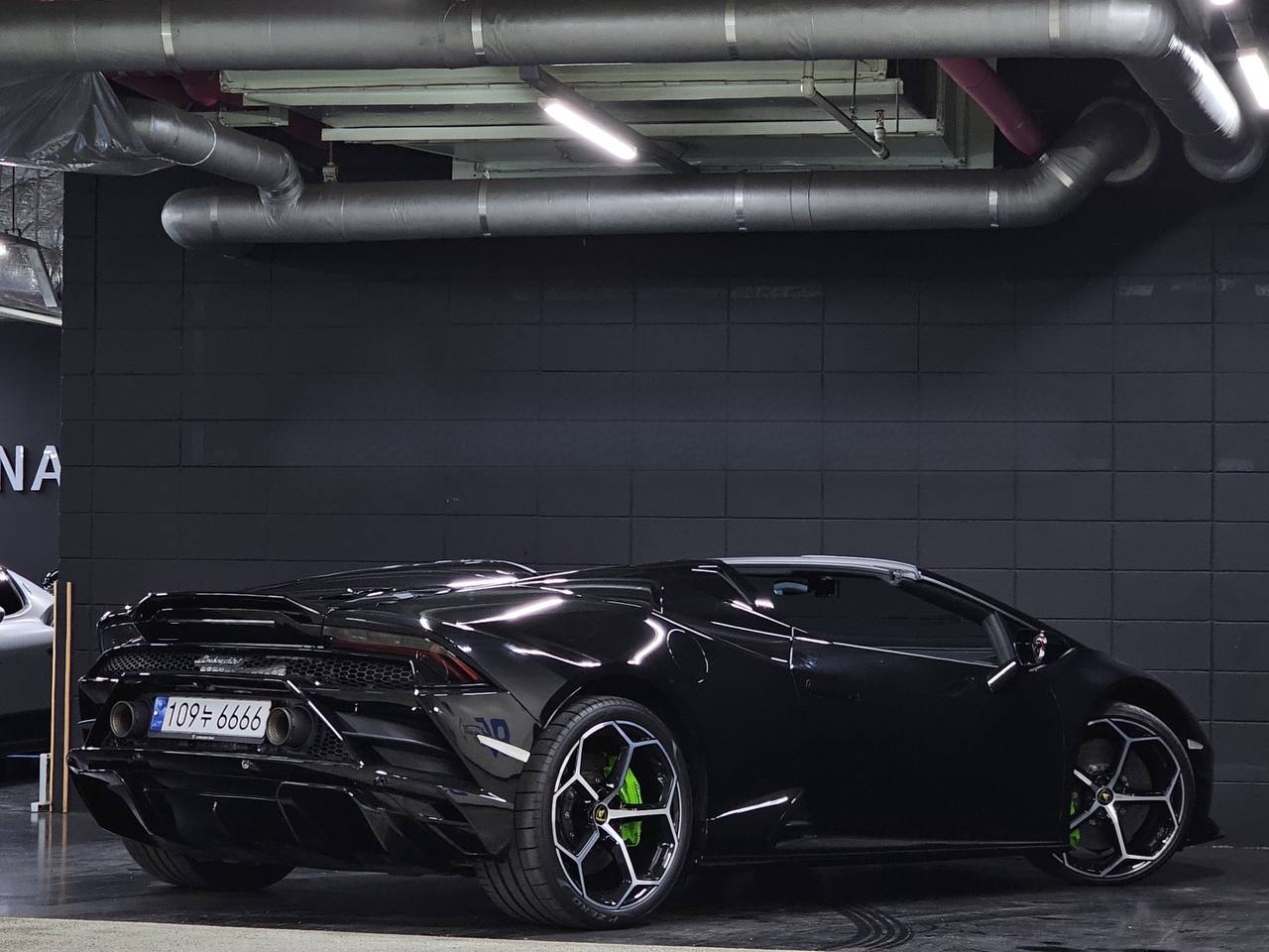 Lamborghini Huracan Evo-Spyderid-3669