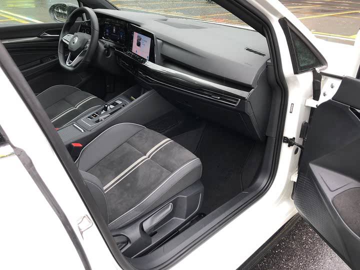 Volkswagen Golf 280TSI DSG R-Lineid-3670