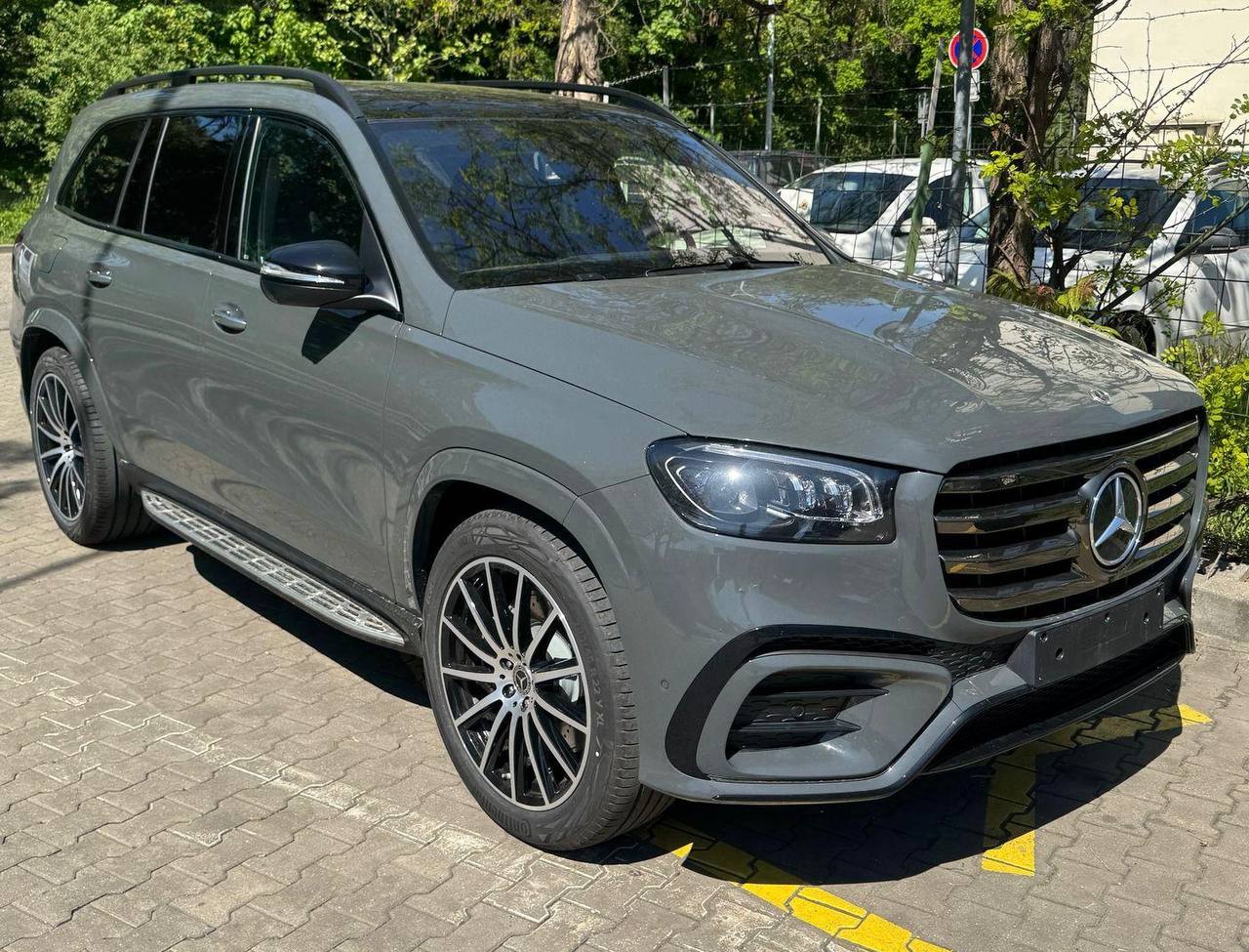 Mercedes-Benz GLS-Class 450did-3672