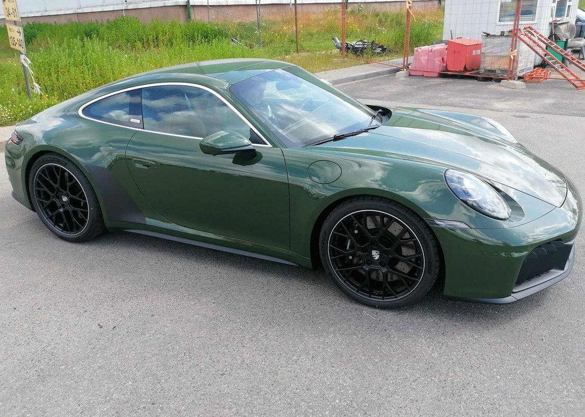 Porsche 911 Carrera GTSid-4571