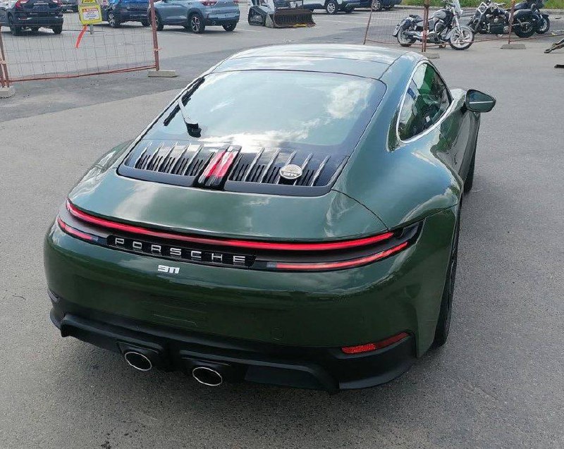 Porsche 911 Carrera GTSid-4571