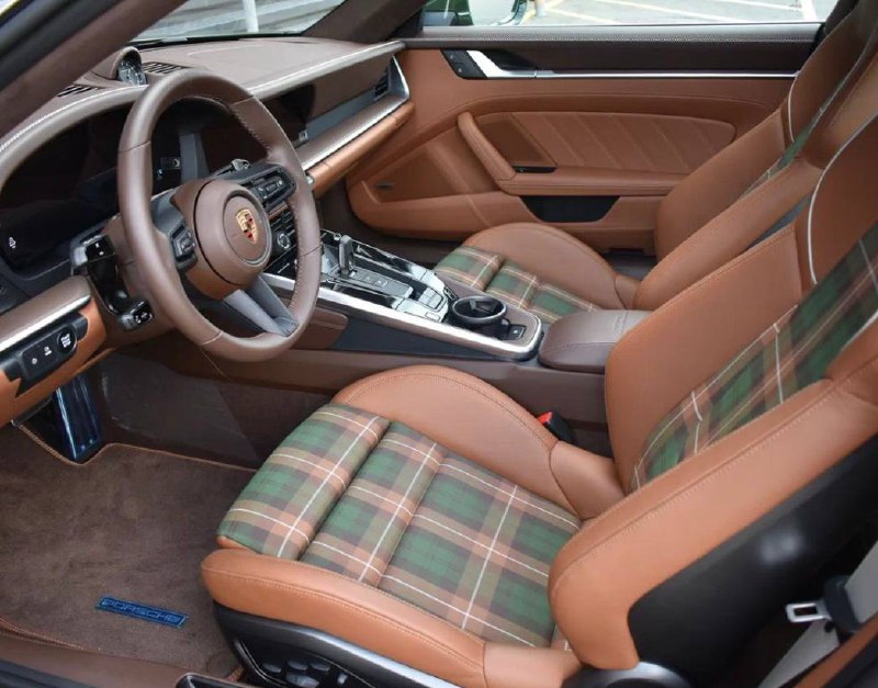 Porsche 911 Carrera GTSid-4571