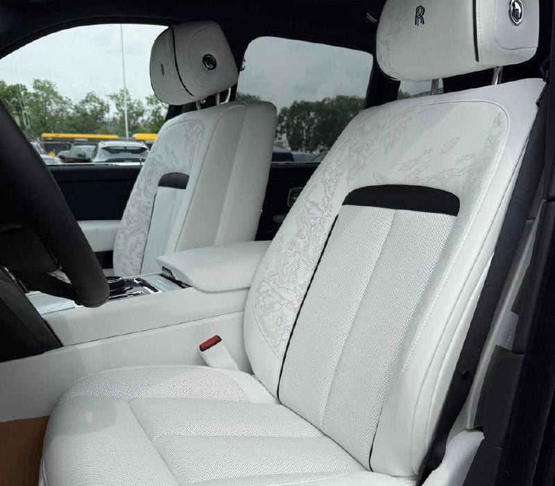 Rolls Royce Cullinan Black Badgeid-4841