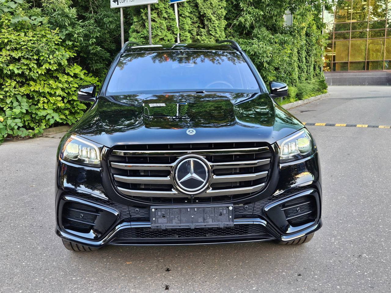 Mercedes-Benz GLS-Class 580 4MATICid-4852