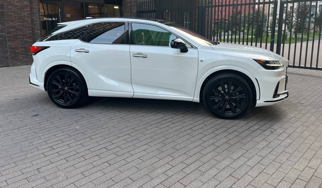 Lexus RX 500hid-5104