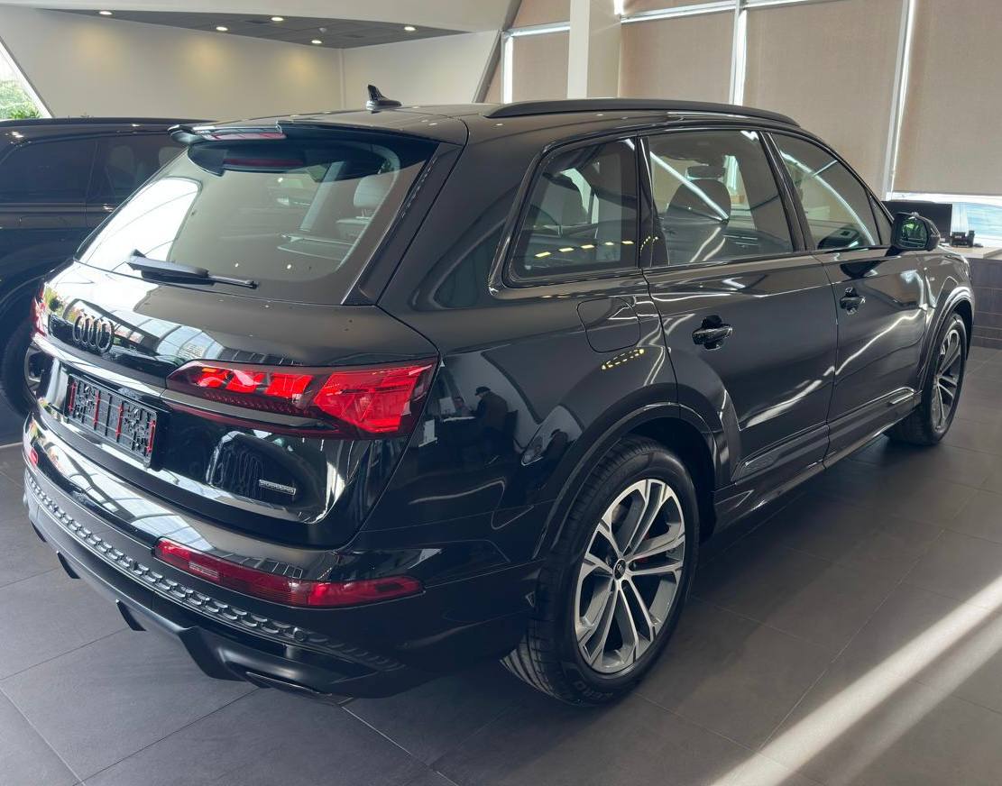 Audi Q7 3.0 TFSI QUATTROid-5339