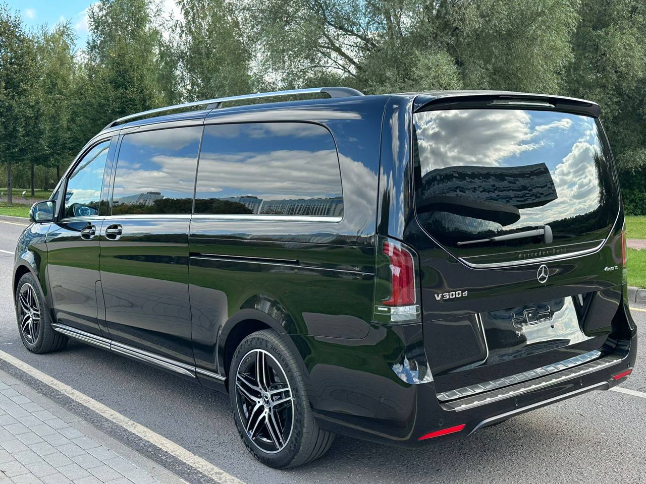 Mercedes-Benz V-Class 300d 4M Extra Longid-5344