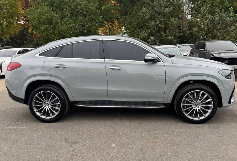 Mercedes-Benz GLE-Class 450 4Mid-5556