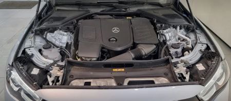 Mercedes-Benz E-Class 200id-3676