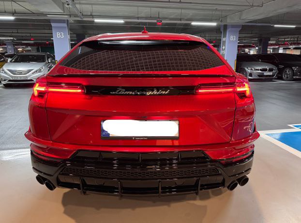 Lamborghini Urus sid-3684