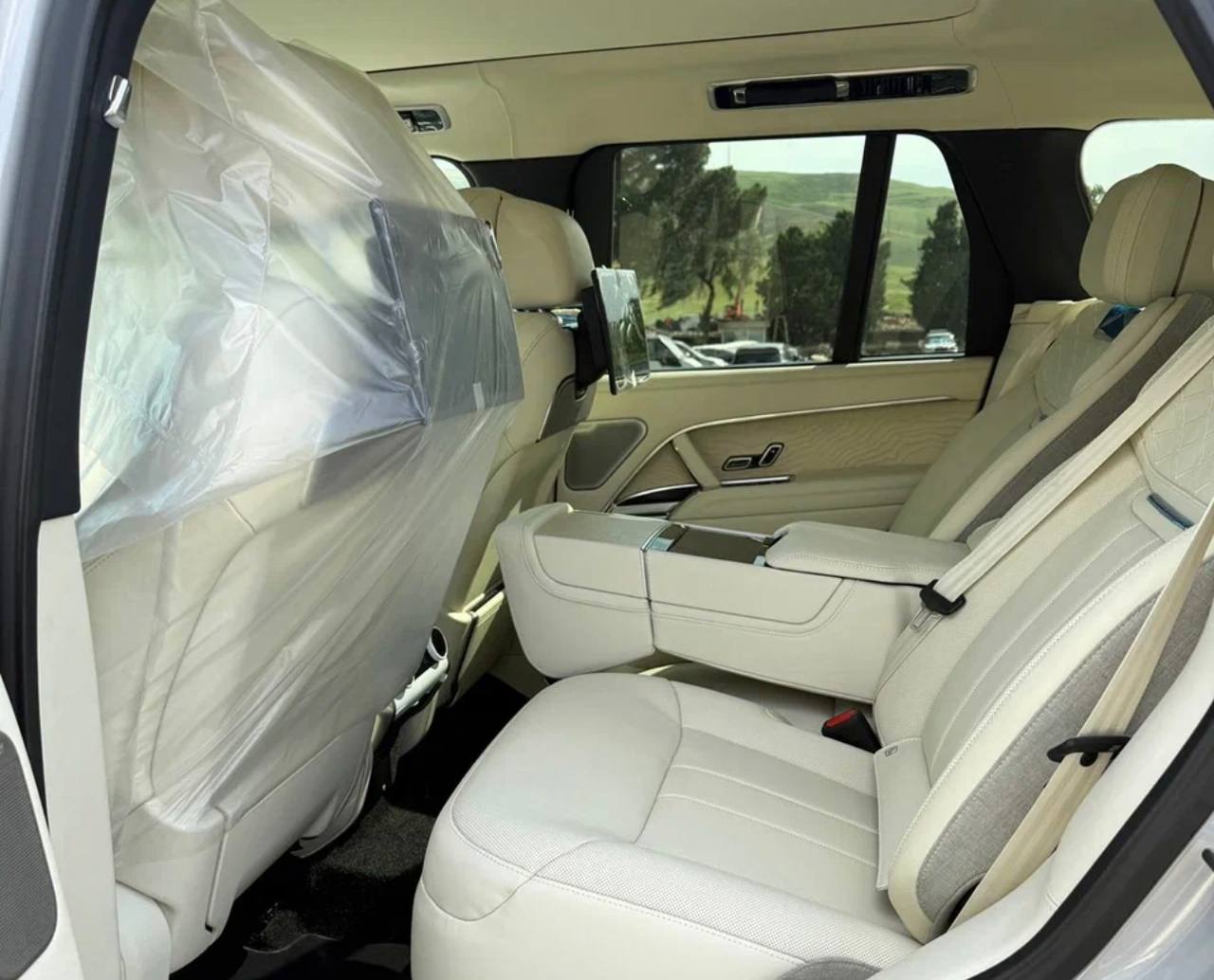 Land Rover Range Rover P615 SVid-4196