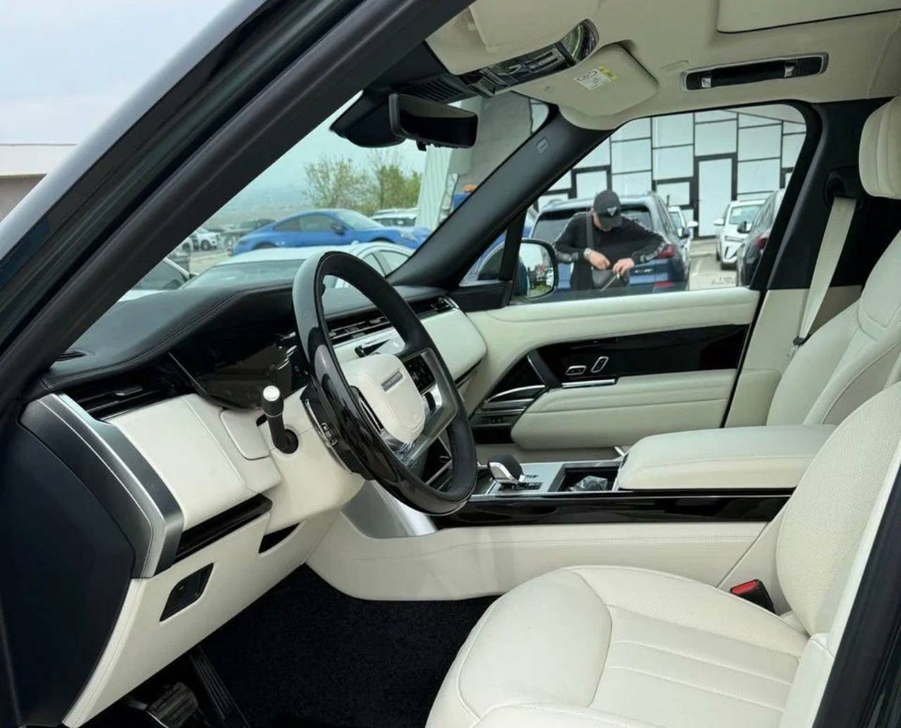 Land Rover Range Rover P530 Autobiography Longid-4199