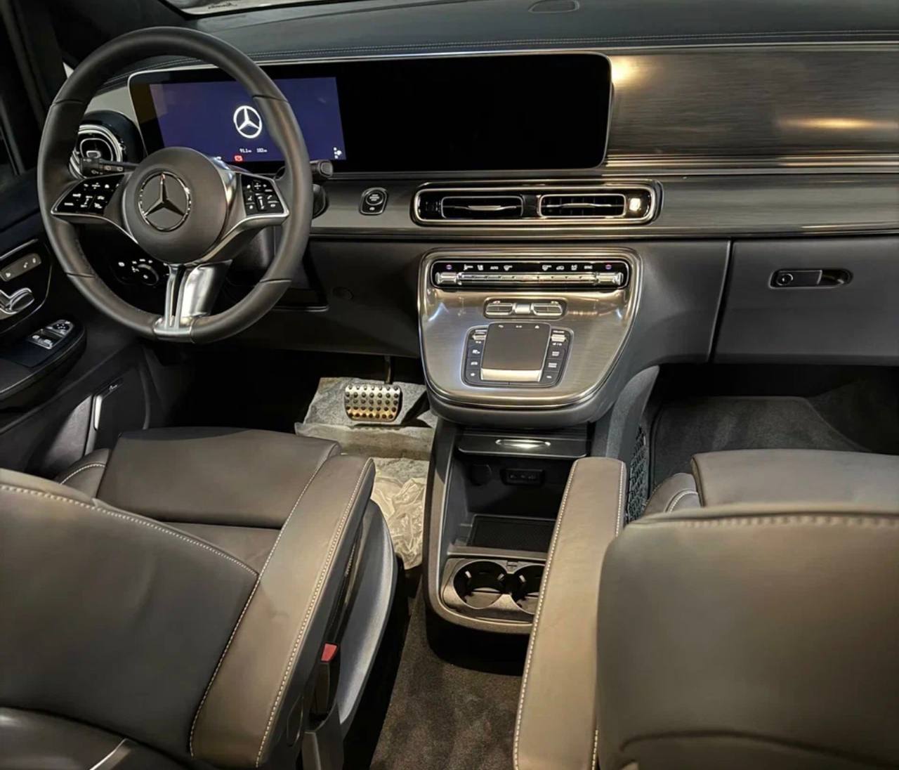 Mercedes-Benz V-class 300d 4M Longid-3441