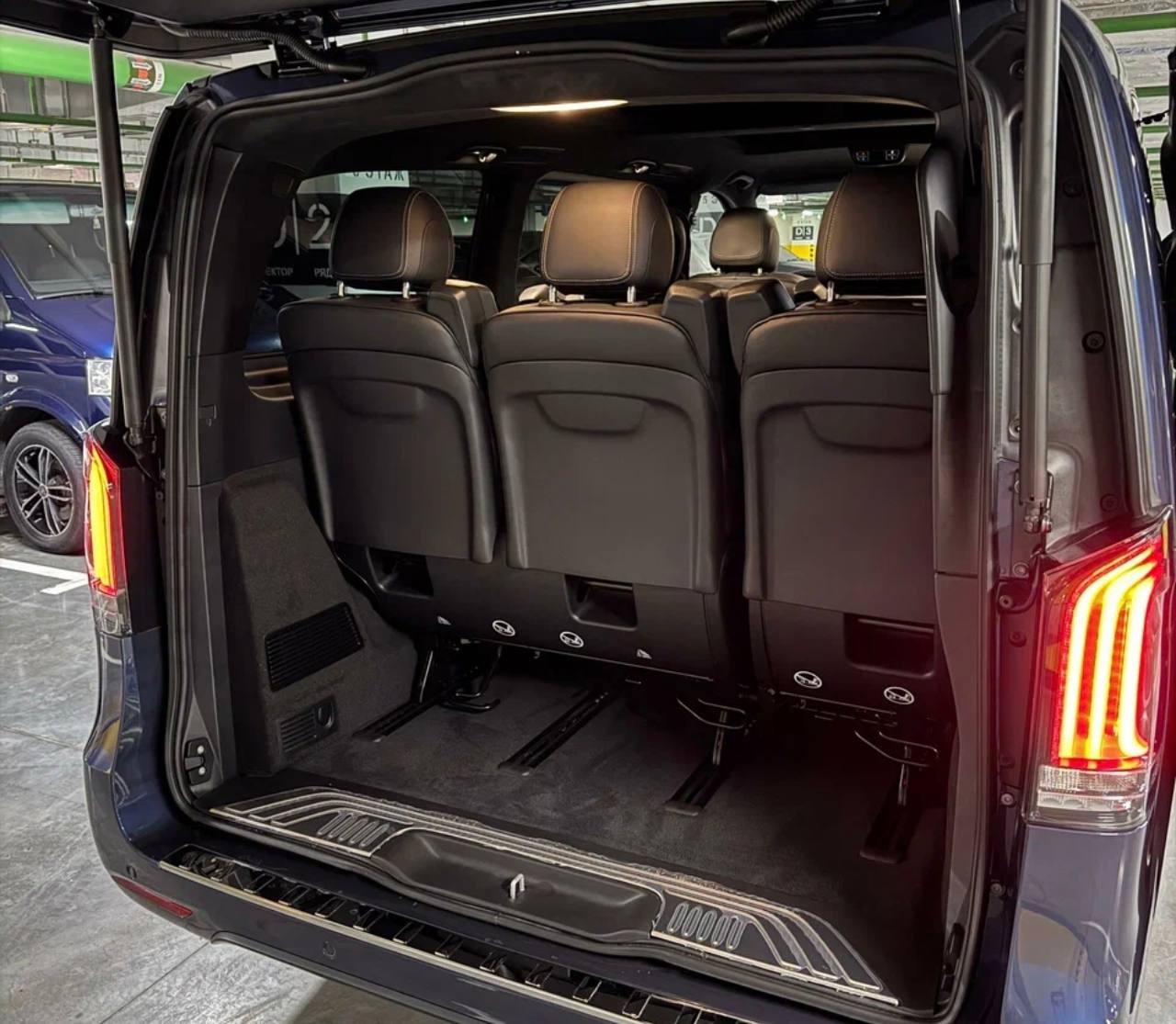 Mercedes-Benz V-class 300d 4M Longid-3441