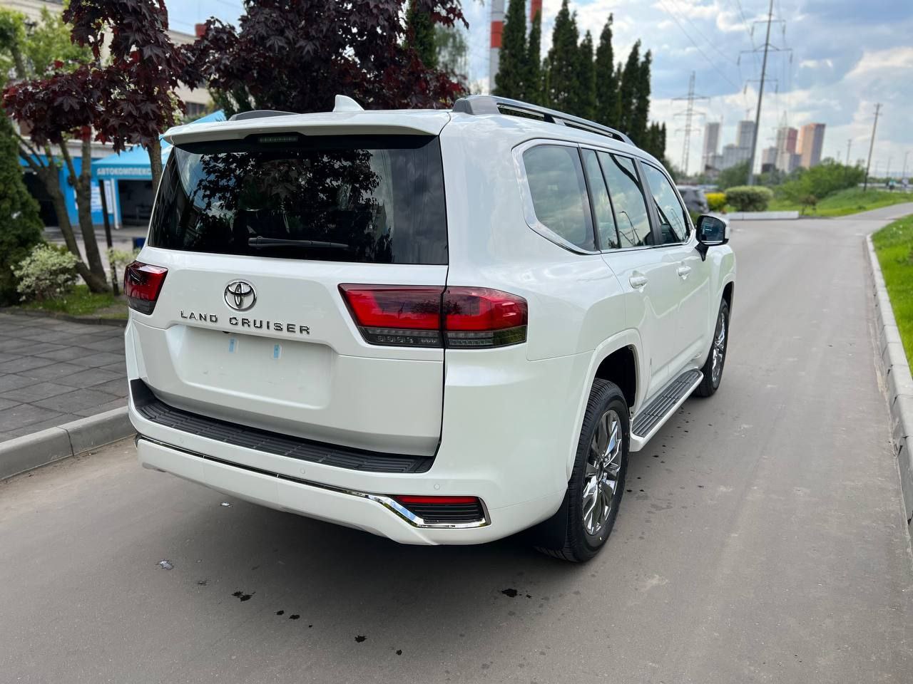 Toyota Land Cruiser 300id-3707