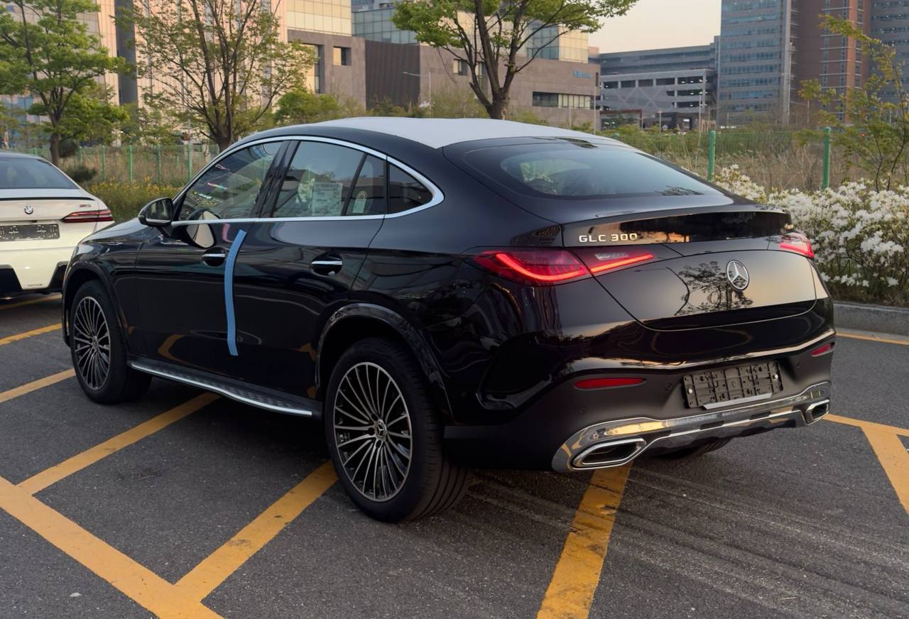 Mercedes-Benz GLC-Class 300 4M Coupeid-3715