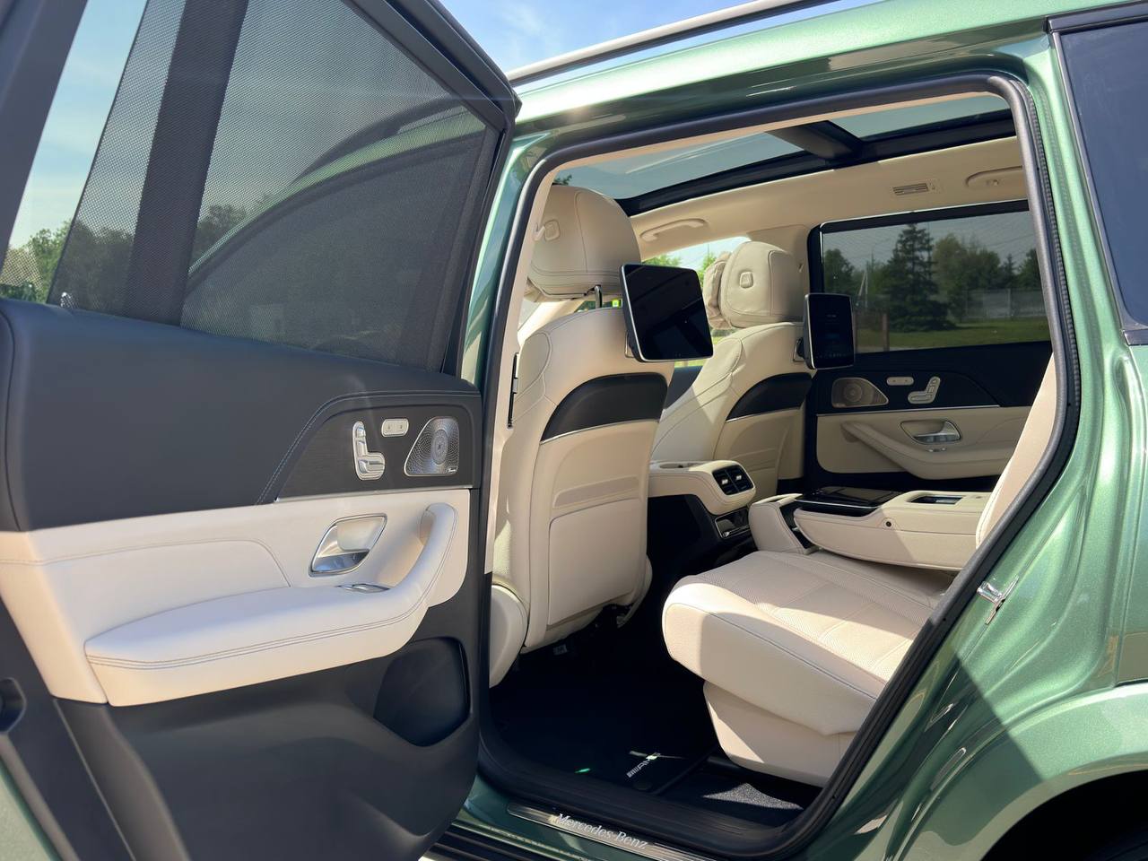 Mercedes-Benz GLS-Class 450did-3718