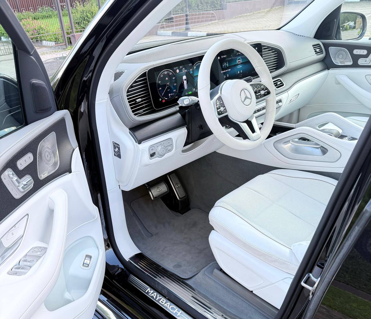 Mercedes-Benz GLS-Class 600 Maybachid-4213