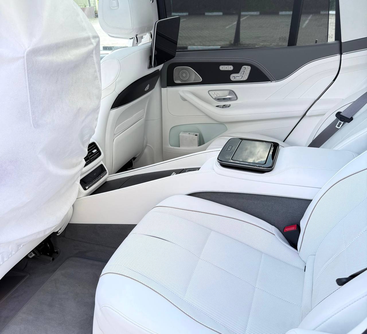 Mercedes-Benz GLS-Class 600 Maybachid-4213