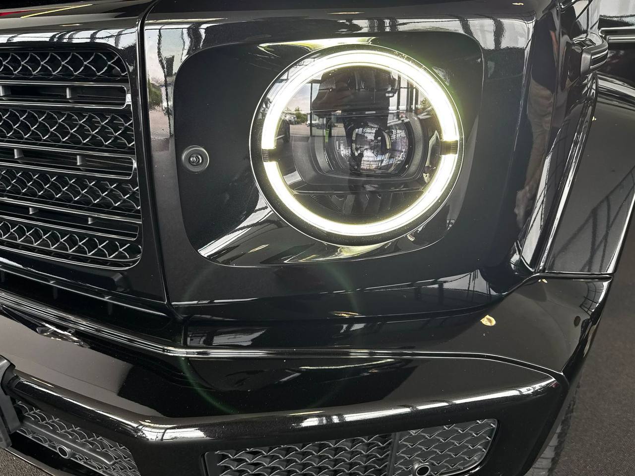 Mercedes-Benz G-Class 400id-4215