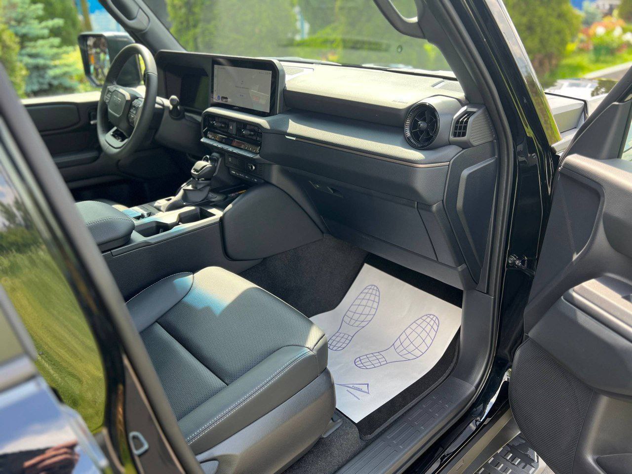 Toyota Land Cruiser 250 Prado, Suffix 41 (престиж)id-4875