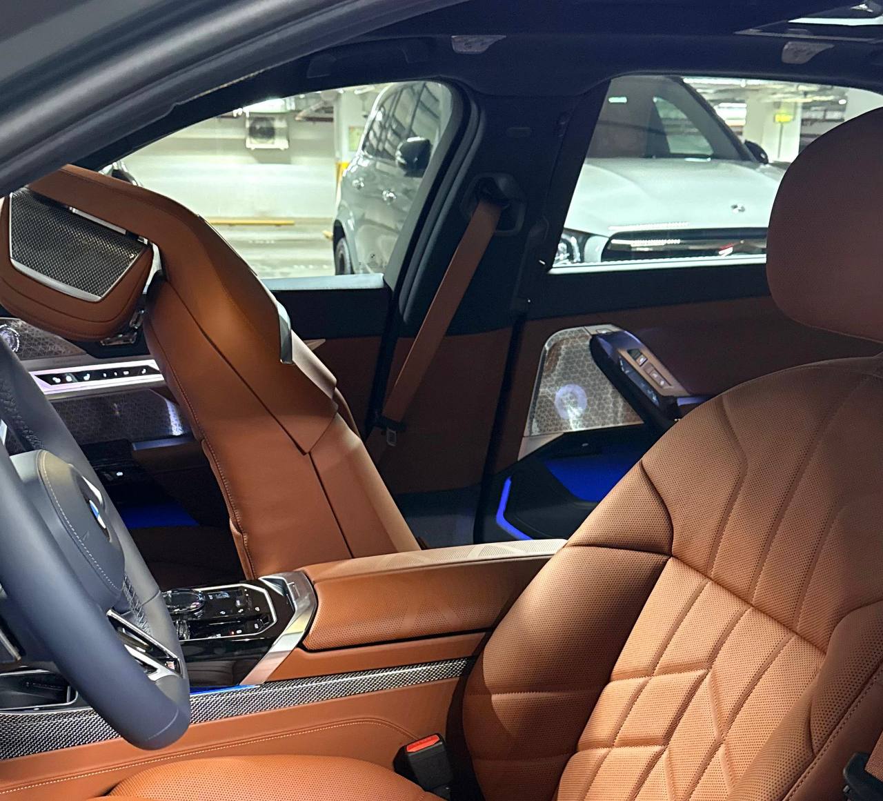 BMW 7 series M 760i xDriveid-5574