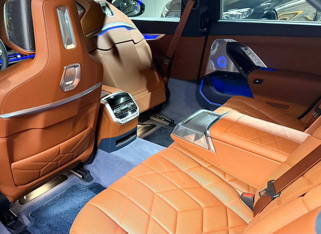 BMW 7 series M 760i xDriveid-5574