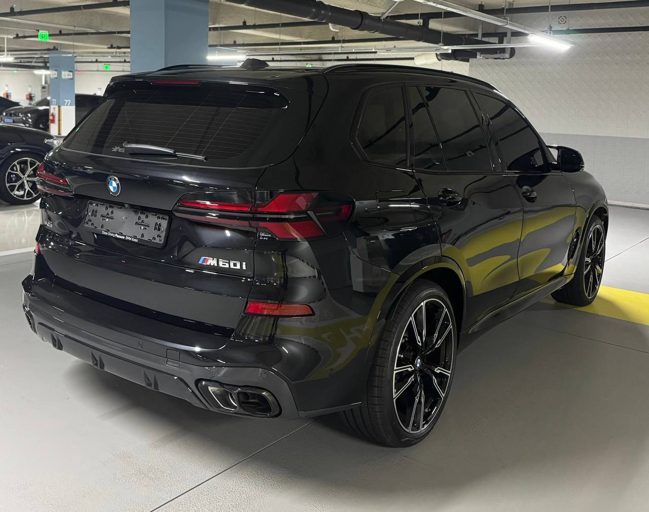 BMW X5 M60iid-5581