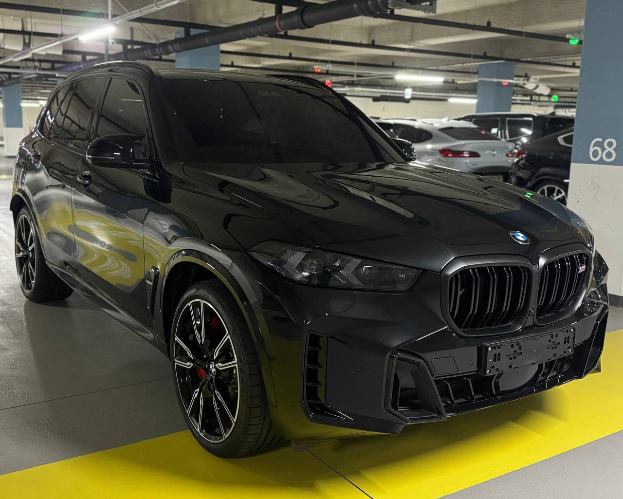 BMW X5 M60iid-5581