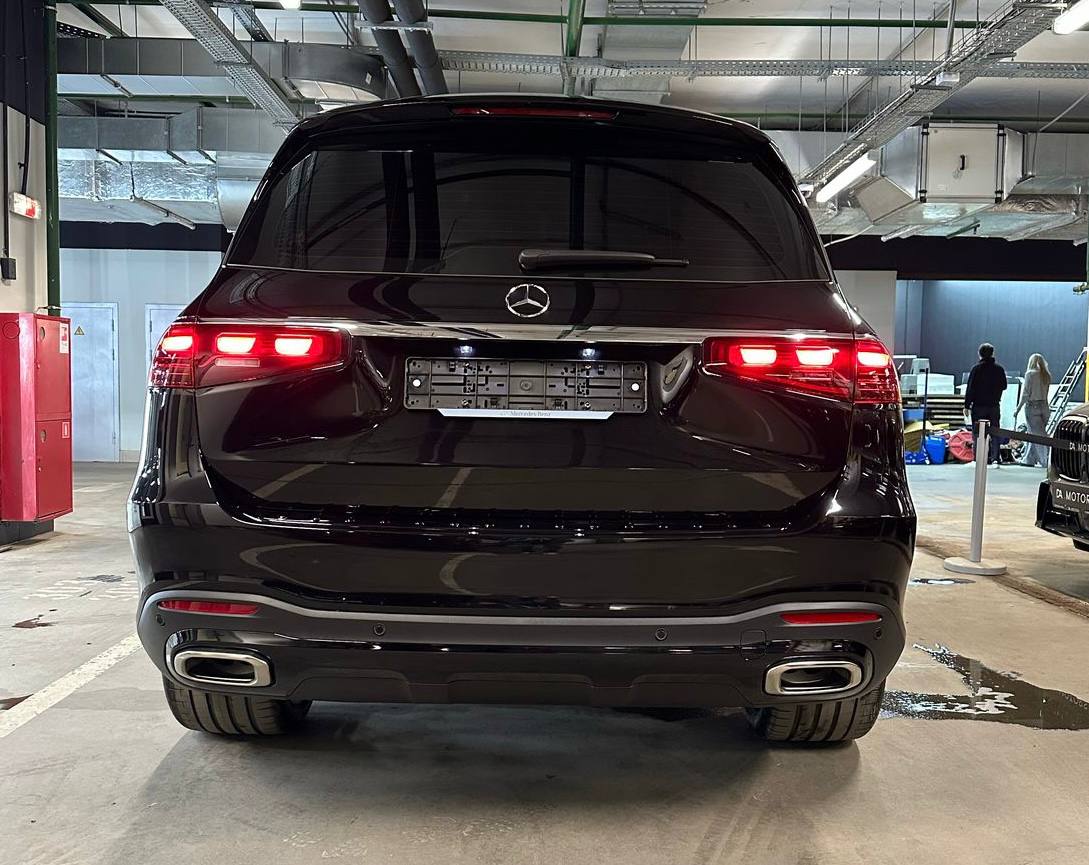 Mercedes-Benz GLS-class 580id-3452