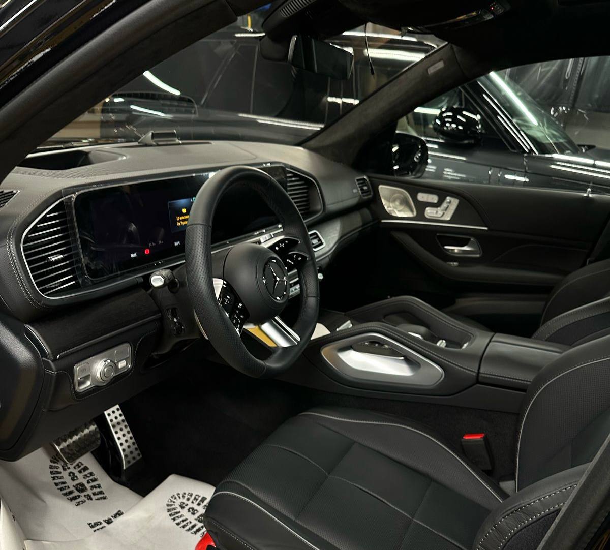 Mercedes-Benz GLS-class 580id-3452