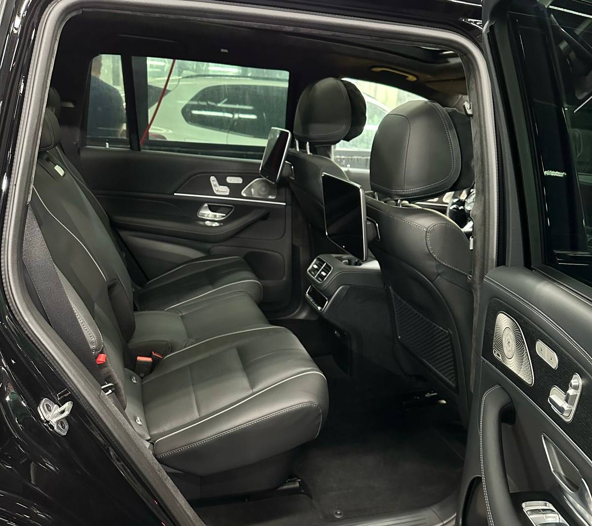 Mercedes-Benz GLS-class 580id-3452