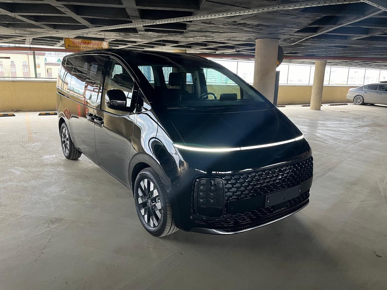 Hyundai Staria 2.2 4WDid-3453