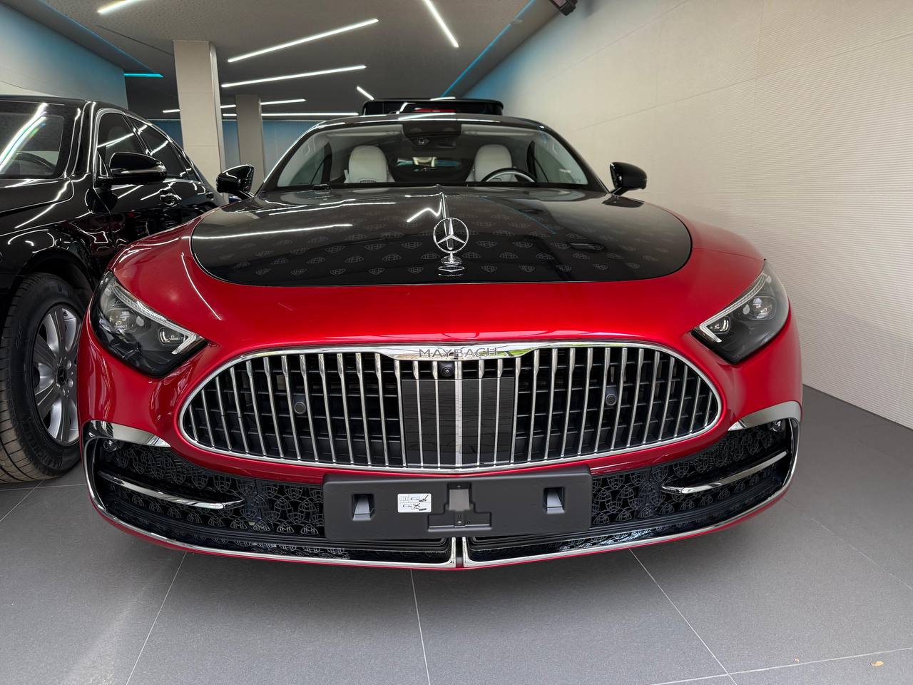 Mercedes-Benz SL-Class Maybach 680id-4589