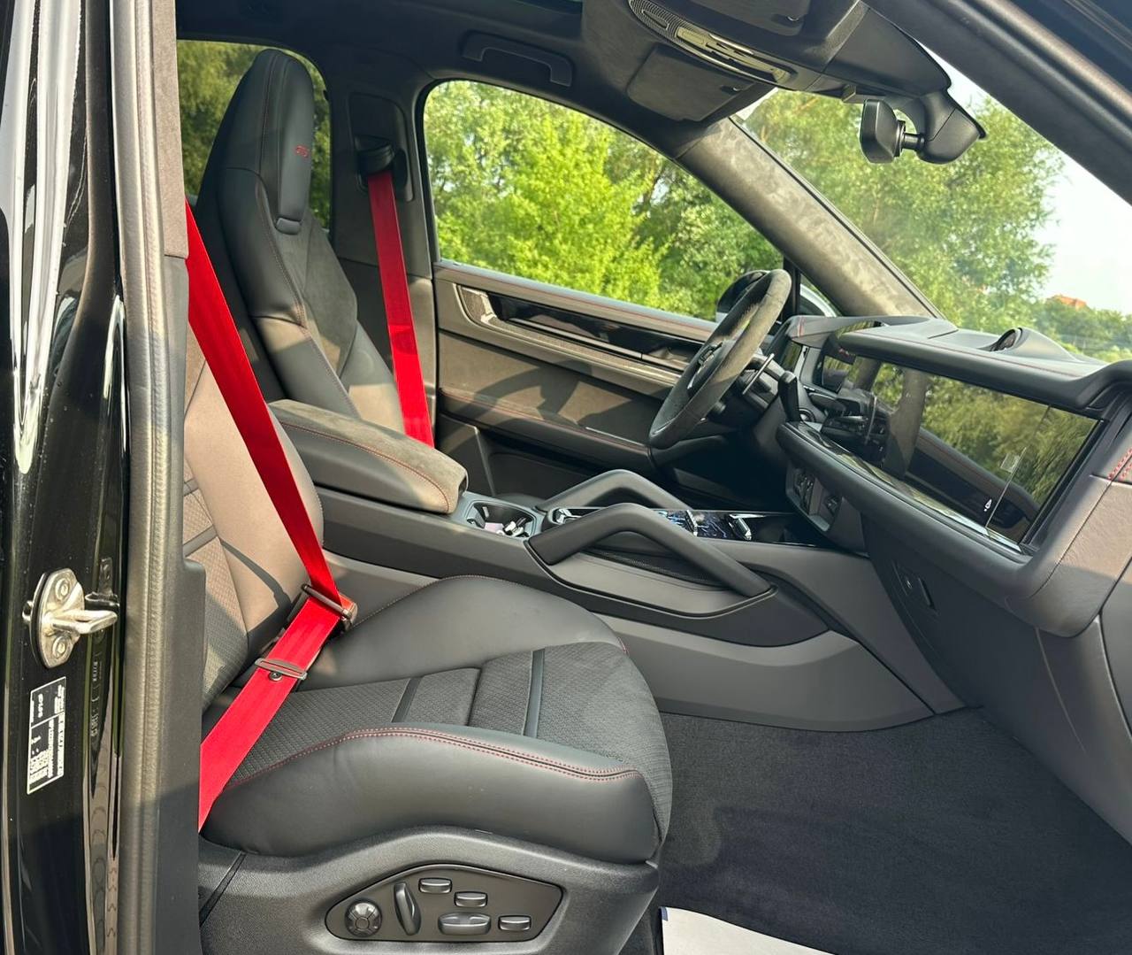 Porsche Cayenne GTS Coupeid-4593