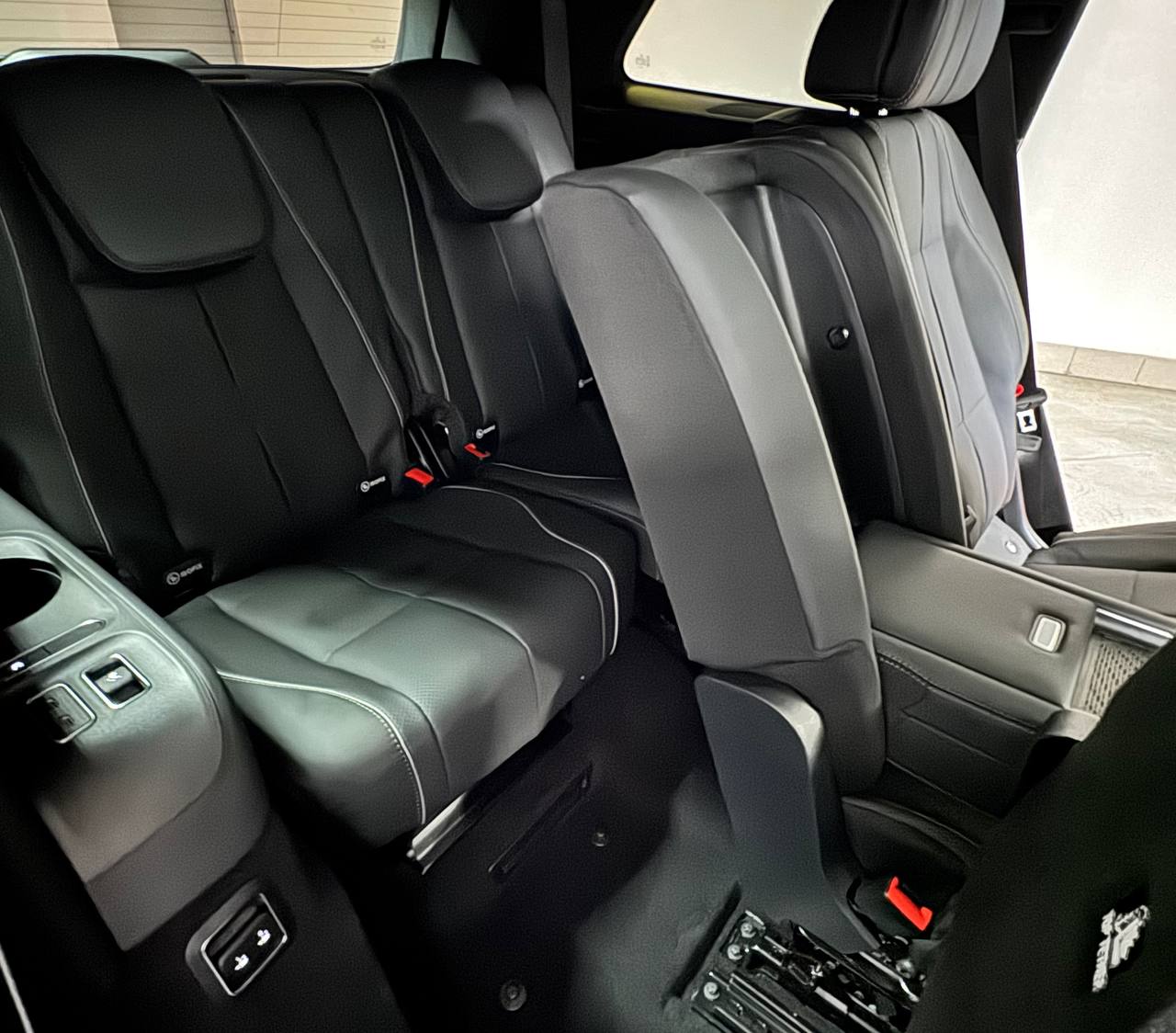 Mercedes-Benz GLS-Class 580id-4878