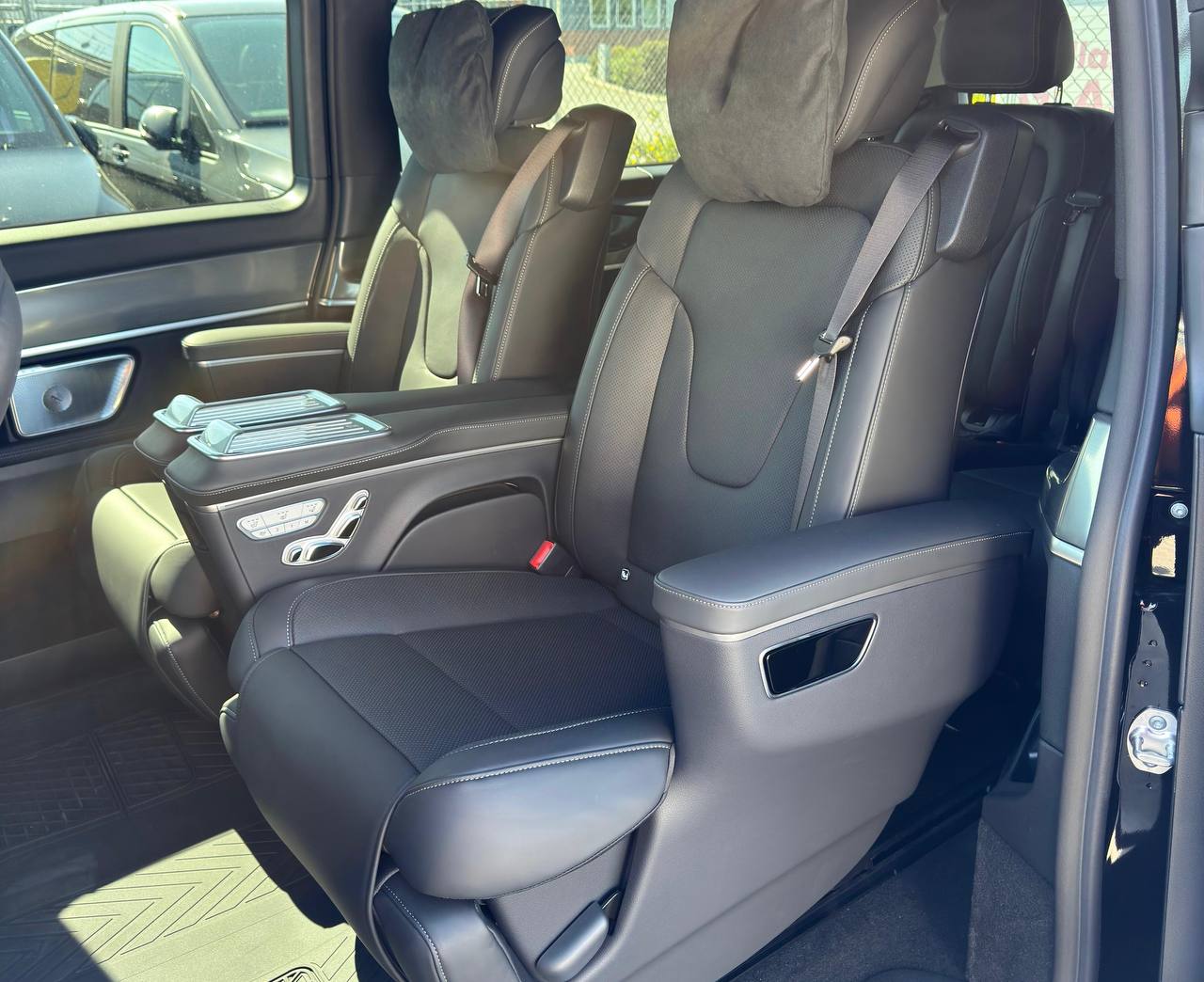 Mercedes-Benz V-Class 300d 4M Extra Longid-4879