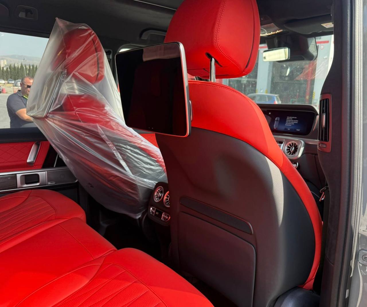 Mercedes-Benz G-Class 63 AMG 4Mid-4880